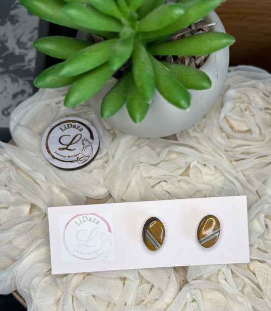 Stud earrings-gold and grey color